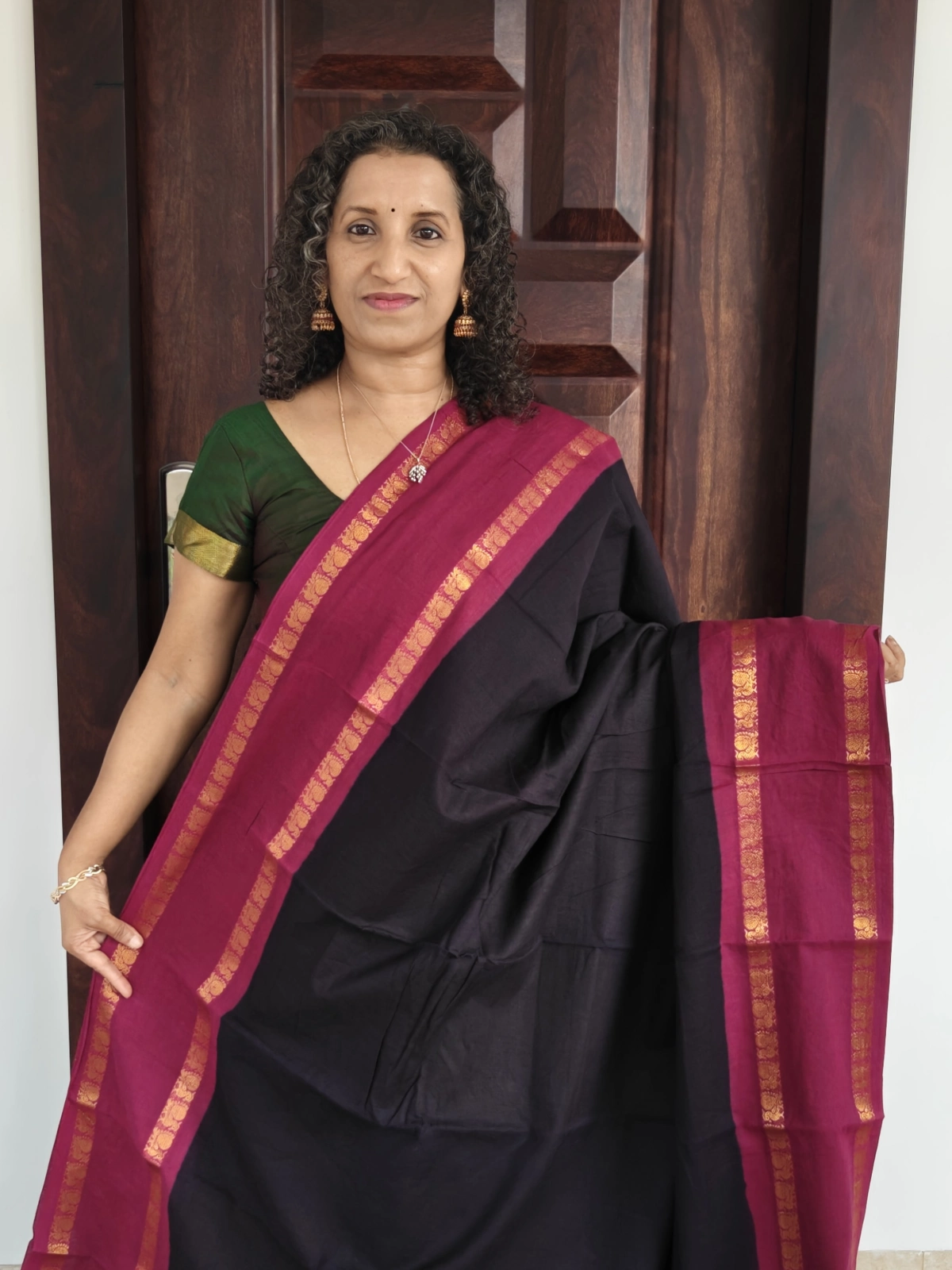 Dark Plum And Maroon Peacock Border Sungudi Cotton Psc002 1A